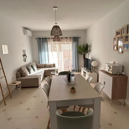 Palmbeach House - Qta Palmeiras *